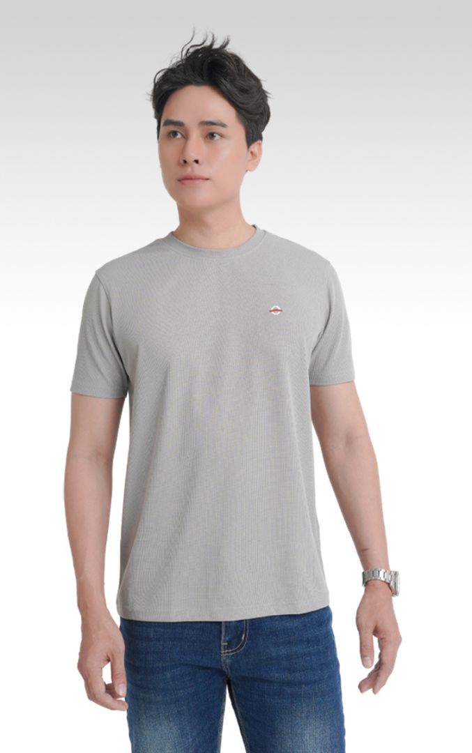 CT407 Áo Thun Cổ Tròn Nam DOCAS Vải Cotton TC Họa Tiết Trơn Phom Relax Fit